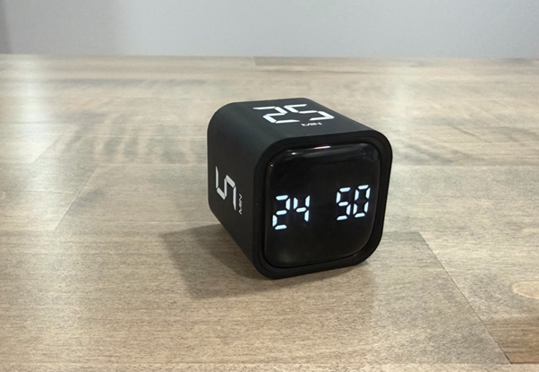 Foto van review over CubeTimer voor The Focus Club