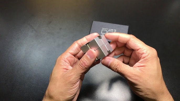 reviewfoto van FocusCube in het silver voor The Focus Club